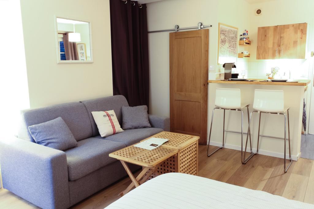 Le Studio Du Gouverneur Honfleur Room photo